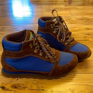 LL Bean Classic Hikers (Men’s 7.5)